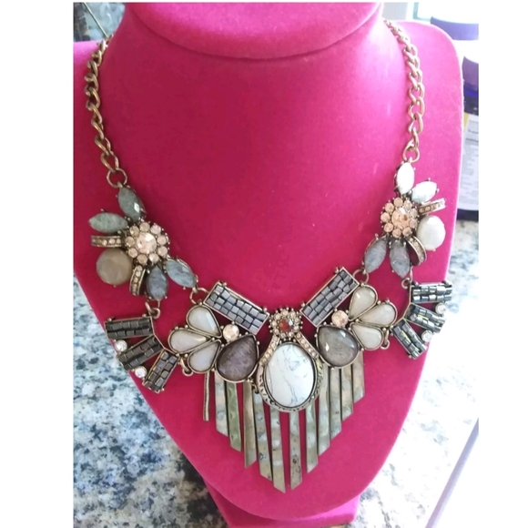 NEW NWOT Torrid Plus Size Gemstone Statement Necklace - Picture 1 of 4